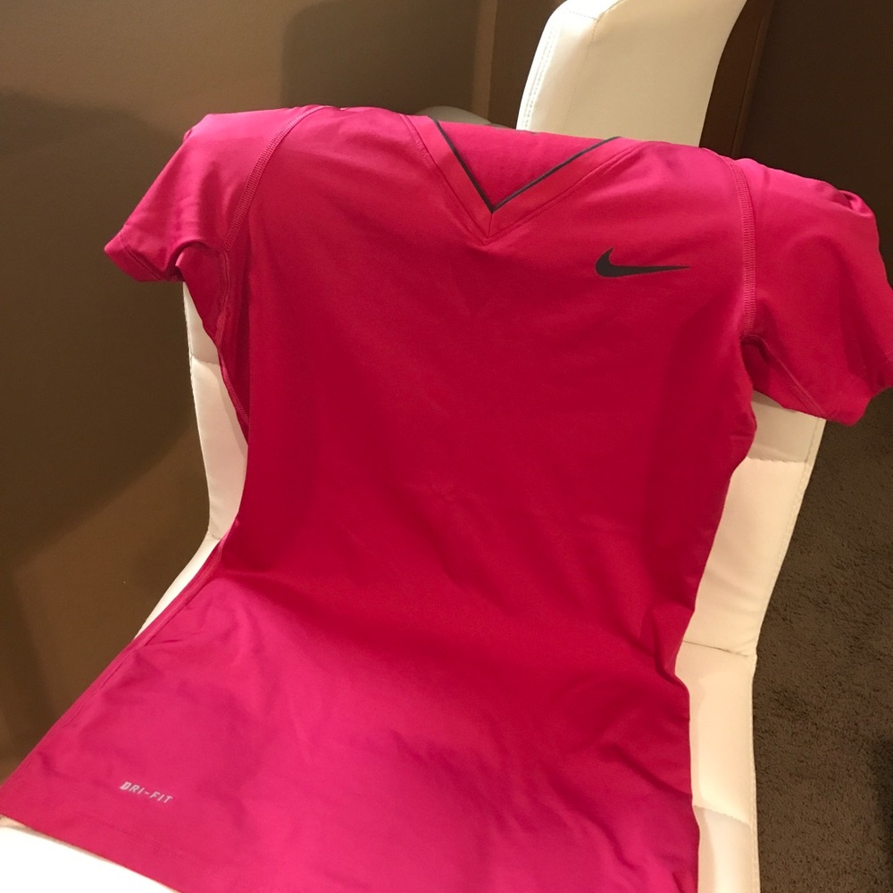 Nike dry fit tee